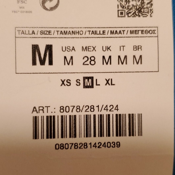 Short Dress - Picture 5 of 6